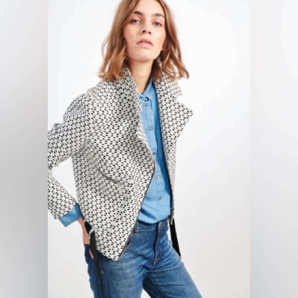 Cop.Copine jacket ARTIO Cloud print jacquard white black print zip No Belt